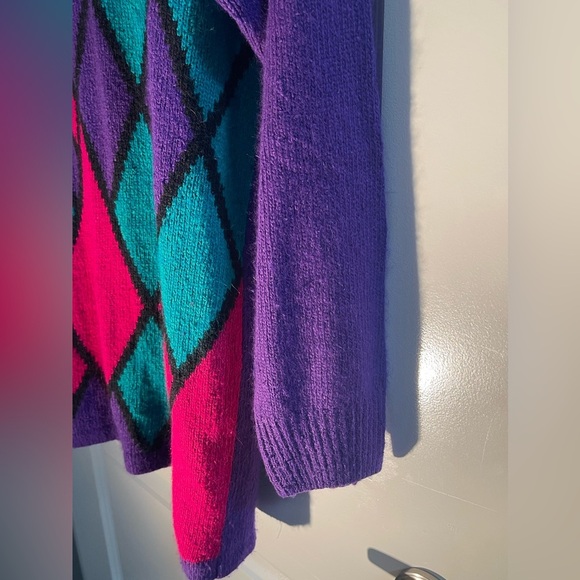 Vintage 90s Jeremy Scott Abstract Designed Pattern
Size L - Picture 4 of 11